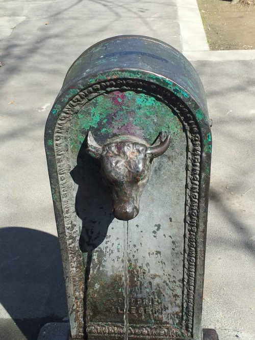 PIAZZA DERNA S.N. FRONTE CORSO TARANTO (LATO OVEST)