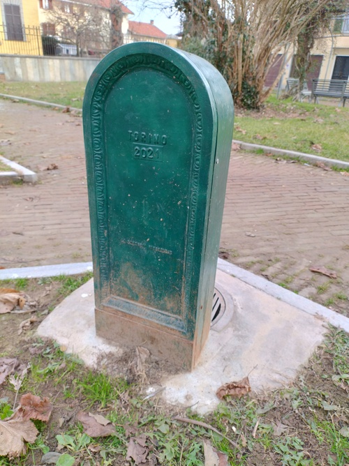 Piazza Giuseppe Burzio / Via C. Battisti - Cambiano